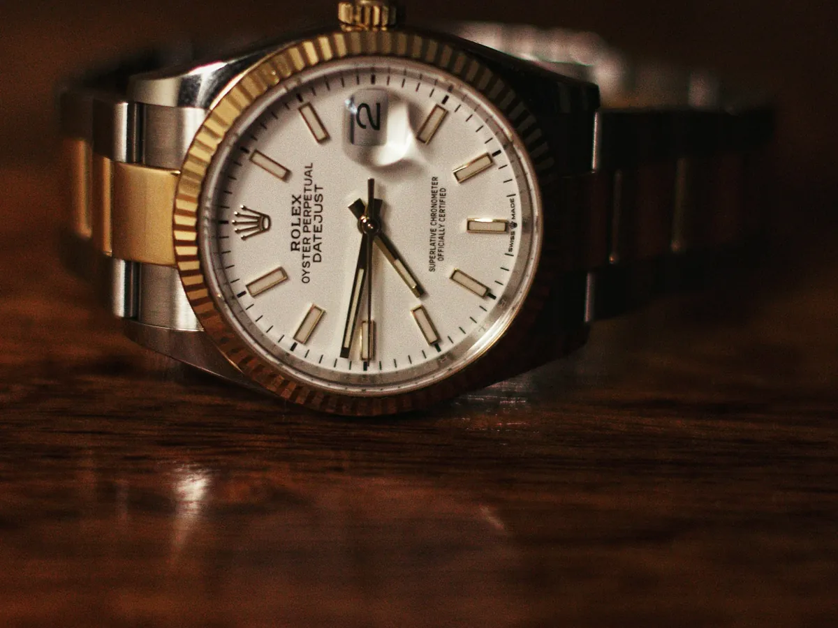 Yellow Rolesor Datejust with fluted bezel, the look behind reference numbers ending in 33 (representative photo, reference not confirmed)